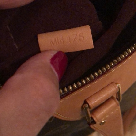 Louis Vuitton Estrella MM Monogram - Picture 4 of 16